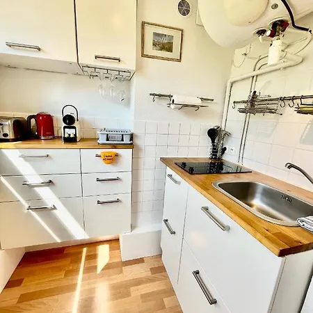 Les Pieds Dans L'eau Apartment